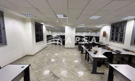 EXCELENTE PRÉDIO COMERCIAL NA TIJUCA, PRÓXIMO A UNIVERSIDADE VEIGA DE ALMEIDA E PETROBRÁS, COM 710M²