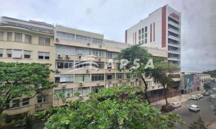 APARTAMENTO EM IPANEMA, O IMÓVEL CONTA COM QUATRO QUARTOS AMPLOS SENDO UM DELES UMA SUÍTE, TODOS EQU