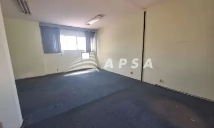 SALA COMERCIAL LOCALIZAÇÃO PRIVILEGIADA PRÓXIMO À ESTAÇÃO DE TREM E COM FÁCIL ACESSO A TRANSPORTE PÚ