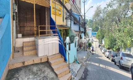ÓTIMA OPORTUNIDADE DE ALUGUEL DE LOJA NO PECHINCHA! ESPAÇO COM 50M², ESTÁ LOCALIZADO A APENAS CINCO