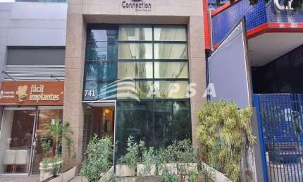 LINDA SALA COMERCIAL, TOTALMENTE MOBILIADA, NO CORAÇÃO DA FREGUESIA-JACAREPAGUÁ, PARA ALUGUEL. COM 3