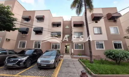 EXCELENTE APARTAMENTO LOCALIZADO NO PECHINCHA, COÉRCIOS VARIADOS, ÓTIMA LOCALIZAÇÃO, AREJADO, PRÓXIM