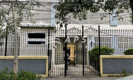 APARTAMENTO DOIS QUARTOS COM TOTAL SEGURANÇA NO LINS DE VASCONCELOS. VENHA CONHECER ESSE CHARMOSO AP