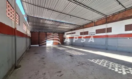 EXCELENTE LOJA/ GALPÃO EM PIEDADE  PARABÉNS, ACABA DE ENCONTRAR O IMÓVEL PERFEITO PARA O SEU NEGÓCIO