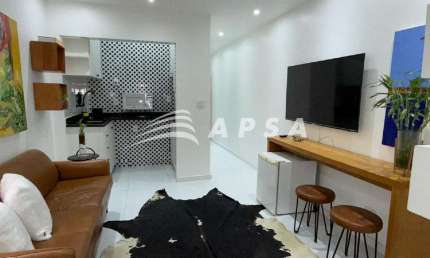 LINDO STUDIO EM COPACABANA ESPERANDO POR VOCÊ! LOCALIZADO NA CHARMOSA RUA BARÃO DE IPANEMA, A POUCOS