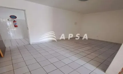 EXCELENTE FLAT CONTENDO  1 QUARTO, 1BANHEIRO SOCIAL,   38 METROS QUADRADOS, LOCALIZADA EM CANDEIAS,