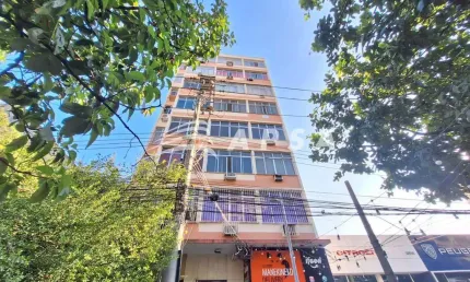 ÓTIMO APARTAMENTO DE 47 M²,  SALA AMPLA, 02 DORMITÓRIOS, BANHEIRO SOCIAL , COZINHA COM ÁREA DE SERVI
