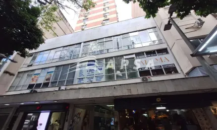 CONDOMÍNIO WAFA COMERCIAL EM IPANEMA. LOJA EM EXCELENTE ESTADO, COM APROXIMADAMENTE 39 METROS QUADRA