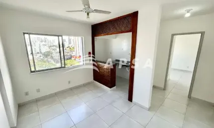 ÓTIMA OPORTUNIDADE NOS BARRIS! APARTAMENTO REFORMADO, IDEAL PARA QUEM BUSCA CONFORTO E PRATICIDADE.