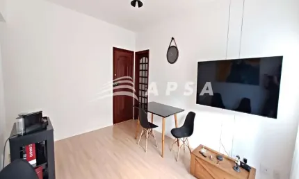 APARTAMENTO DOIS QUARTOS AMPLOS E COM ARMARIOS PLANEJADOS, SALA COM ESPAÇO PARA DOIS AMBIENTES, CONE