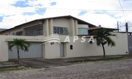 CASA COMERCIAL PARA LOCAÇÃO – 490M² | 5 SUÍTES | 20 VAGAS – EDSON QUEIROZ AMPLA CASA DUPLEX COM 490M
