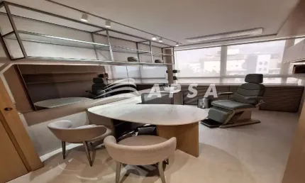 Excelente sala iluminada de aproximadamente 11,33 m² com ótima localização no st. agostinho. próximo