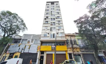 ÓTIMO IMÓVEL DE 32M² NO BAIRRO DO CATETE! SENDO UMA SALA AMPLA, QUARTO, BANHEIRO SOCIAL E COZINHA. E
