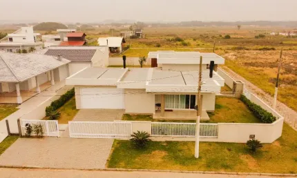 Casa na Zona Norte de Balneário Rincão – Moradas do Sol