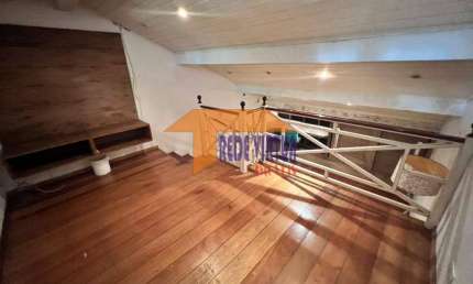 VENDE - SOBRADO 165.00M² - 3 DORS. 1 SUÍTE - 2 VAGAS - COND. FECHADO