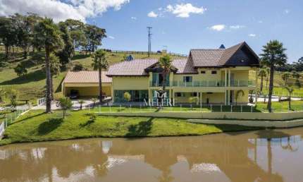 Chácara com 8 dormitórios à venda, 90000 m² por R$ 4.590.000,00 - Area Rural - São José dos Pinhais/PR