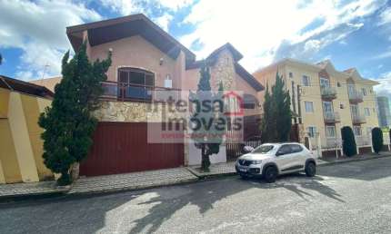 Sobrado à venda no bairro Vila Aparecida - Taubaté/SP