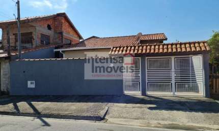 Casa à venda no bairro Residencial Mantiqueira - Pindamonhangaba/SP