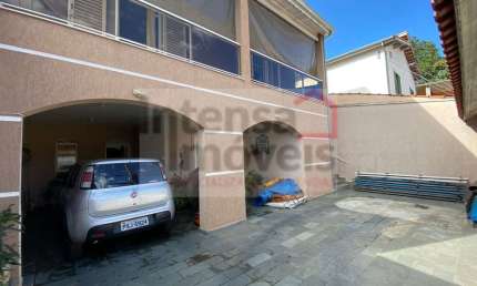 Sobrado à venda no bairro Loteamento Residencial Colinas - Taubaté/SP