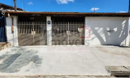 Casa à venda no bairro Jardim Gurilândia - Taubaté/SP