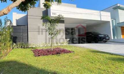 Casa à venda no bairro Loteamento Residencial Campos do Conde II - Tremembé/SP