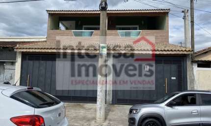 Sobrado à venda no bairro Parque Santo Antônio - Taubaté/SP