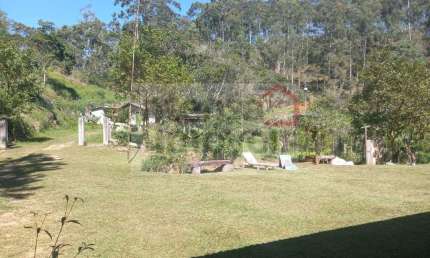 Sítio à venda no bairro Bairro do Limoeiro - Natividade da Serra/SP, Rural