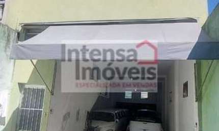 Sobrado à venda no bairro Loteamento Vila Olímpia - Taubaté/SP