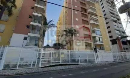Apartamento com 3 quartos à venda na Praça Oito de Maio, 92, Centro, Taubaté