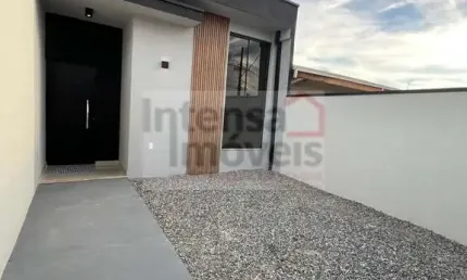 Casa à venda no bairro Jardim Hípica Pinheiro - Taubaté/SP