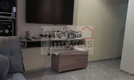 Casa à venda no bairro Parque Aeroporto - Taubaté/SP