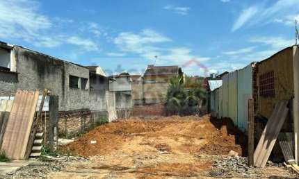 Terreno à venda no bairro Jardim Maria Augusta - Taubaté/SP