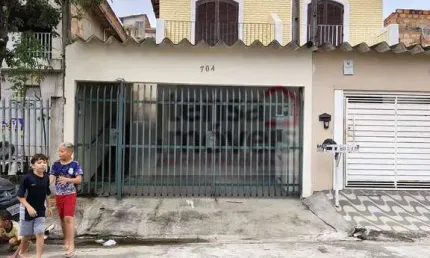 Sobrado à venda no bairro Chácara São Silvestre - Taubaté/SP