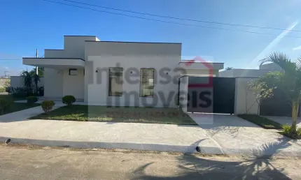 Casa à venda no bairro Parque São Luís - Taubaté/SP