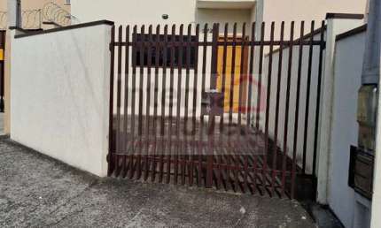 Sobrado à venda no bairro Jardim Sandra Maria - Taubaté/SP