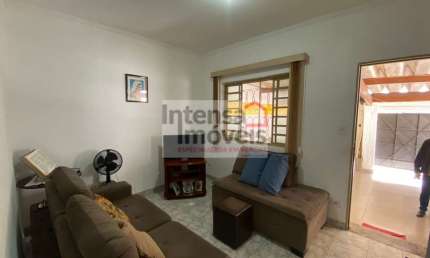 Casa à venda no bairro Jardim Baronesa - Taubaté/SP