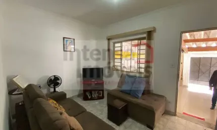 Casa à venda no bairro Jardim Baronesa - Taubaté/SP