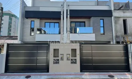 Casa com 3 quartos à venda no Centro, Itajaí 