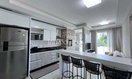 Apartamento com 1 suíte + 1 dormitório na Praia Brava