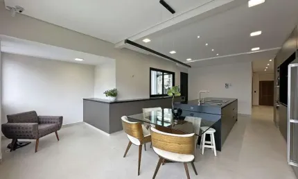 Casa com 4 quartos à venda na Rua Frederico Afonso, 4161, Centro, São José por R$ 1.599.000