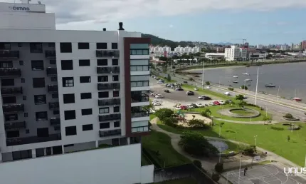 Apartamento com 3 quartos à venda na Rua Getúlio Vargas, 2687, Centro, São José por R$ 2.650.000
