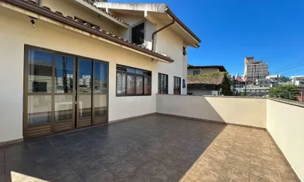 Casa com 4 quartos à venda na Rua Tomaz João dos Santos, 74, Centro, Florianópolis por R$ 1.250.000