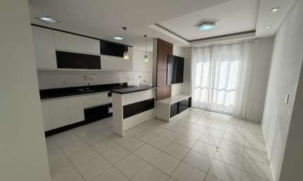 Apartamento com 2 quartos à venda na Rua Vidal Vicente Andrade, 1290, Sertão do Maruim, São José por R$ 380.000