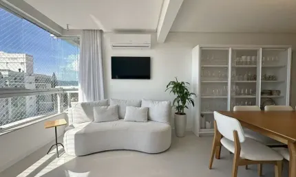 Apartamento com 3 quartos à venda na Rua Moura, 270, Barreiros, São José por R$ 1.400.000