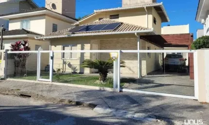 Casa com 5 quartos à venda na Rua das Cacaueiros, 385, Pedra Branca, Palhoça por R$ 1.800.000