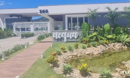 Casa em condomínio fechado com 3 quartos à venda na Avenida Deltaville, 360, Deltaville, Biguaçu por R$ 1.240.000