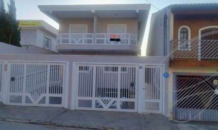 Casa sobrado, 300 m2, 4 dormitórios, seminovo, Vila Yara Osasco SP