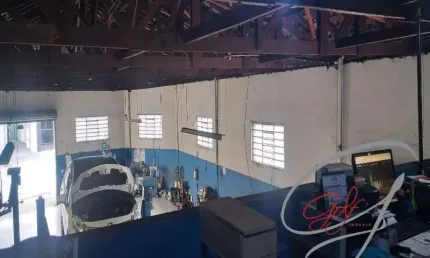 Galpão de 305 m², numa Excelente localização em Osasco na Vila Campesina