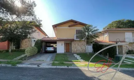 Casa top maravilhosa com 360m² em cond. carmel - 4 dorm/2sts, repleta de armários, piscina, gourmet, clube! 4 dormitórios, sendo 2 suítes, 4 banheiros