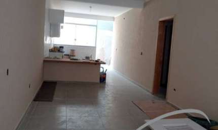 Imperdível oportunidade: Casa à venda em Presidente Altino, Osasco-SP! 2 quartos, 1 suíte, 2 salas, 1 vaga de garagem, 240m².